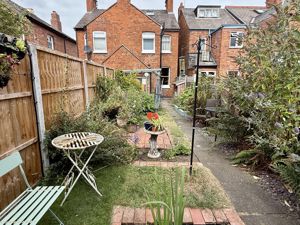 Photo 14- click for photo gallery